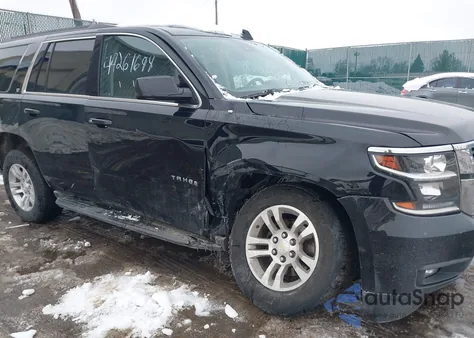 2020 Chevrolet Tahoe 4Wd Lt z USA, uszkodzony, nr VIN 1GNSKBKC4LR238110